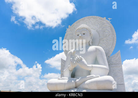 Großen Weißen Buddha Bild in Saraburi, Thailand. Stockfoto