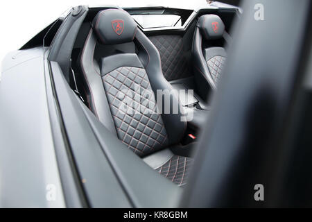 Lamborghini Aventador-Metallischen Äußeres - Inneres Stockfoto