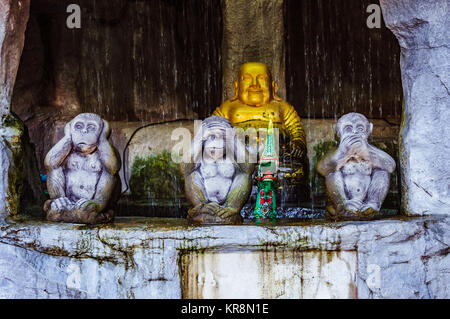 Die drei berühmten Affen in den Brunnen in Bangkok, Thailand Stockfoto