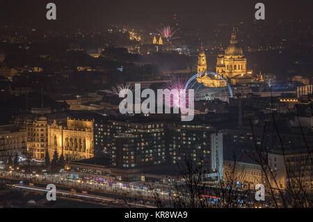 Feuerwerk über Budapest, Ungarn Stockfoto