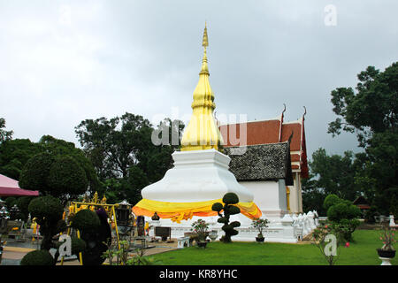 Antike Tempel und Pagoden in Khon Kaen, Thailand. Phra, Kham Kaen. Stockfoto