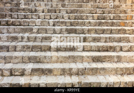 Alte verwitterte Stein treppen Hintergrund. Nahaufnahme mit Details. Stockfoto