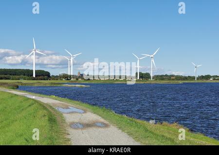 Deichweg am Burger-Binnensee, Richtung Burg, insel fehmarn Stockfoto