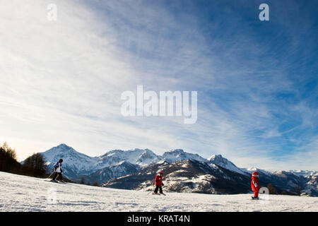 Skipisten, Sauze d, Provinz Turin, Piemont, Italien Stockfoto