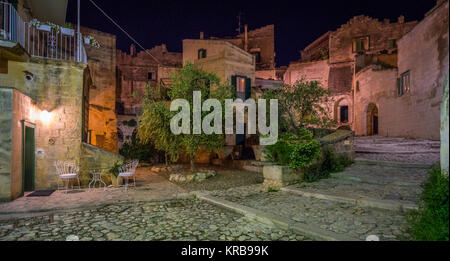 Schönen Abend Anblick der "Assi"-Bezirk in Matera, Basilikata, Süditalien. Stockfoto