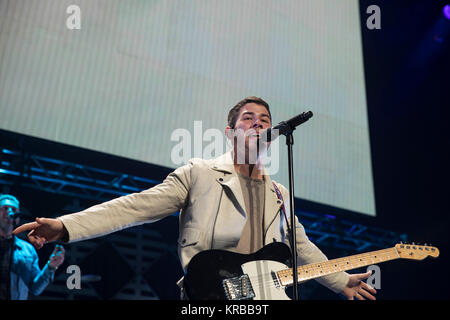 Nick Jonas führt auf dem Jingle Ball 2017 in San Jose, CA, 30. November 2017 Stockfoto