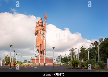 Riesig und super Shiva Statue, in der Nähe von Grand Bassin Tempel in Mauritius. Stockfoto