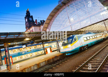 SC Super City Pendolino 680, Hlavni nadrazi, wilsonovo Wilsonova ulice, Nove Mesto, Praha, Ceska Republika/Wilson Hauptbahnhof, Prag, Czec Stockfoto