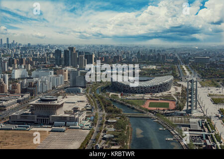 Peking, China - April 7, 2016: Peking Metropole von oben gesehen. Stockfoto