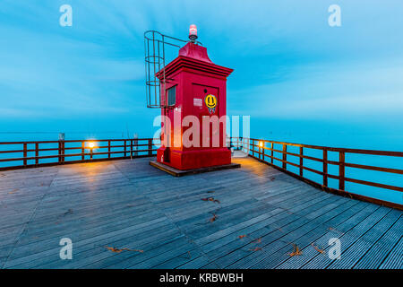 Italien Friaul Lignano Sabbiadoro die rote Leuchtturm Stockfoto