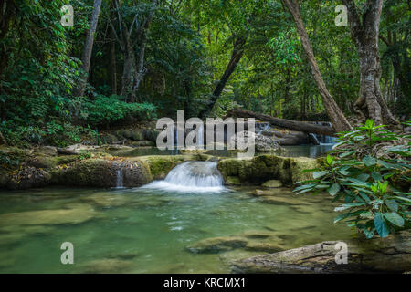 Erawan Wasserfall im Nationalpark von Thailand Stockfoto