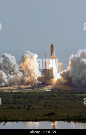 STS-114 Space Shuttle Discovery startet Stockfoto