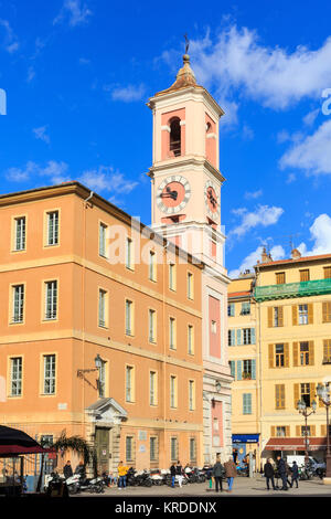 Tour de l'Horloge Tower, historische Wahrzeichen auf dem Place du Palais de Justice in der Altstadt, Vieille Ville, Nizza, Côte d'Azur, Frankreich Stockfoto