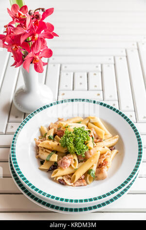 Speck-Aglio Olio Nudeln Stockfoto