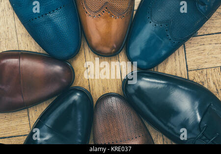 Elegante Herrenschuhe im Detail Stockfoto