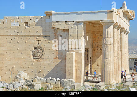 Die alten Propylae oder monumental Gateway auf der Athener Akropolis, Griechenland Stockfoto