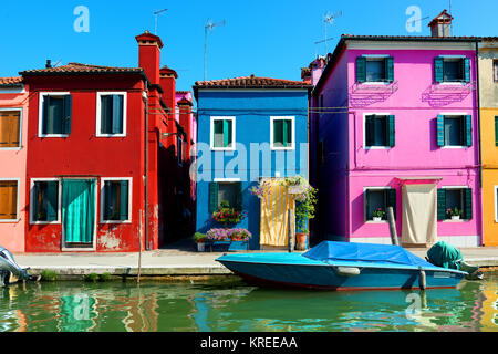 Farbige Häuser in Burano Stockfoto