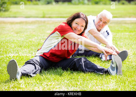 Paar tun Fitness Übung Stockfoto