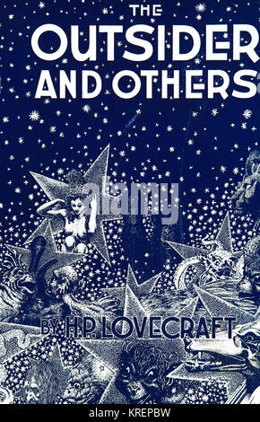 'Original Cover von "der Außenseiter und andere ''Es ist eine Sammlung von Geschichten, die der Autor H.P.Lovecraft und wurde 1939 veröffentlicht. Howard Phillips Lovecraft (20. August 1890? März 15, 1937), bekannt als H.P.Lovecraft, war ein US-amerikanischer Autor, der posthumen Ruhm durch seine einflussreiche Werke von Horror fiction erreicht. Virgil Finlay (Juli 23, 1914? 18. Januar 1971) war ein US-amerikanischer pulp Fantasy, Science Fiction und Horror Illustrator." Stockfoto