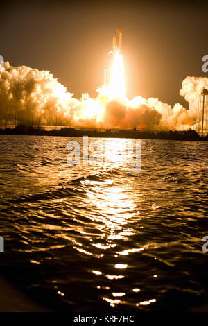 Discovery Space Shuttle liftoff (STS-119 Mission). Stockfoto