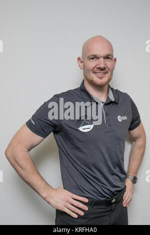 Berlin, Deutschland. 19 Dez, 2017. Der deutsche Astronaut Alexander Gerst, in der Pressestelle des Deutschen Press-Agency fotografiert (dpa) in Berlin, Deutschland, 19. Dezember 2017. Quelle: Jörg Carstensen/dpa/Alamy leben Nachrichten Stockfoto