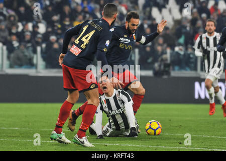 Turin, Italien. 20 Dez, 2017. Paulo Dybala (Juventus FC) während der TIM CUP Fußballspiel zwischen Juventus Turin und Genua CFC bei Allianz Stadion am 20 Dezember, 2017 in Turin, Italien. Quelle: FABIO UDINE/Alamy leben Nachrichten Stockfoto