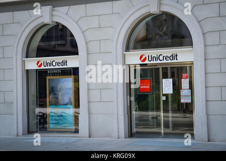 Mailand, Italien - 24 September 2017: Unicredit Bank in Mailand Stockfoto