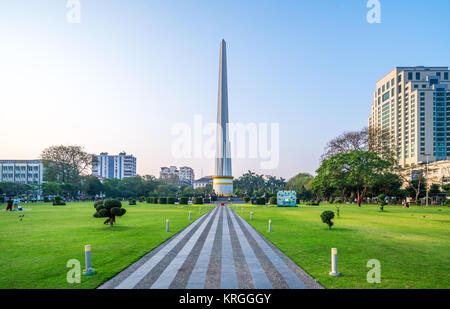 Independence Monument in der mahabandoola Park im Zentrum von Yangon, Myanmar Stockfoto