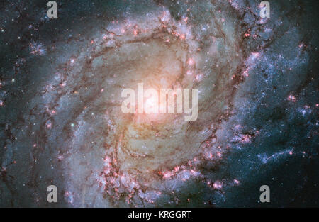 Diese neuen Hubble-bild zeigt die scatterings der helle Sterne und Staub, die spiralgalaxie Messier 83, ansonsten wie die Southern Pinwheel Galaxy bekannt zu machen. Eines der größten und am nächsten gesperrt Spiralen zu uns, dieser Galaxie ist dramatisch und geheimnisvoll; es hat eine große Anzahl von Supernova-explosionen, und erscheint mit einem Kern in seinem Kern auf der Lauer. Hubble Blick auf Spiralgalaxie Messier 83 Stockfoto