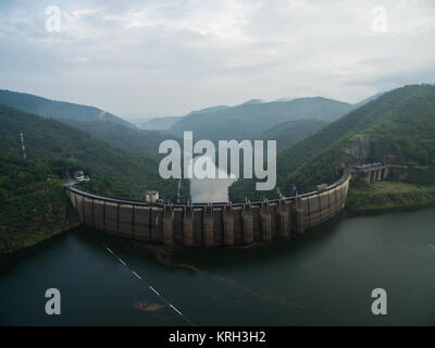 Bhumibol Dam Luftaufnahme. Stockfoto