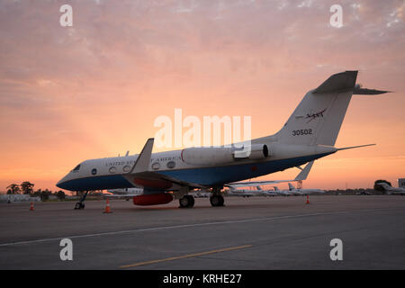 NASA 83-0502 bei Louis Armstrong New Orleans International Airport (ED 15-0145-014) Stockfoto