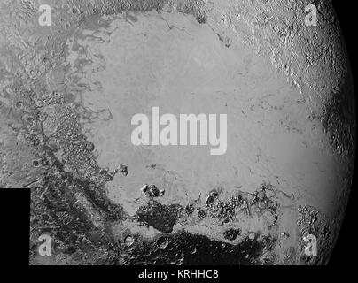Mosaik der hochauflösende Bilder von Pluto, zurück von der NASA-Raumsonde New Horizons ab Sept. 5 bis 7, 2015. Das Bild wird durch die informell - genannt, eisigen plain Sputnik Planum, die glatte, helle Region in der Mitte dominiert. Dieses Image verfügt auch über eine enorme Vielfalt von anderen Landschaften in der Umgebung Sputnik. Die kleinsten sichtbaren Merkmale sind 0,5 Meilen (0,8 Kilometer) in der Größe, und das Mosaik deckt eine Region rund 1000 Meilen (1600 Kilometer). Das Bild wurde als neue Horizonte, flog hinter Pluto am 14. Juli 2015, über eine Distanz von 50.000 Meilen (80.000 Kilometer). Credits: NASA Stockfoto