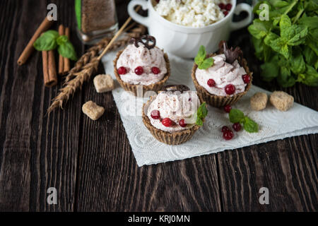 Hausgemachtes Dessert aus Quark Stockfoto