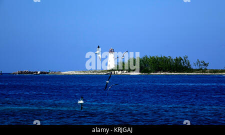 Dieses ist die älteste und bekannteste Leuchtturm in den Bahamas und in den ältesten erhaltenen Leuchtturm in der Westindischen Inseln. Im Jahre 1817 erbaut, es liegt an der West Stockfoto