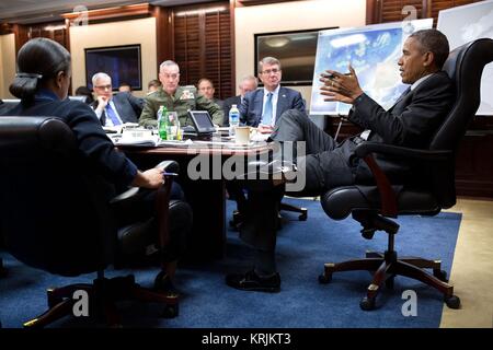 Us-Präsident Barack Obama trifft sich mit den Nationalen Sicherheitsrat im Weißen Haus Lage Zimmer März 18, 2016, Washington, DC. Stockfoto