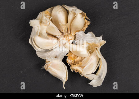 Organisches ganzes Knoblauch Stockfoto