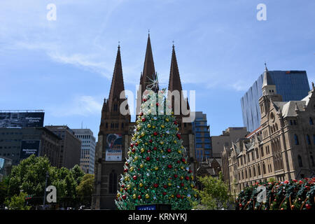 Weihnachtsbaum, Federation Square in Melbourne. Stockfoto