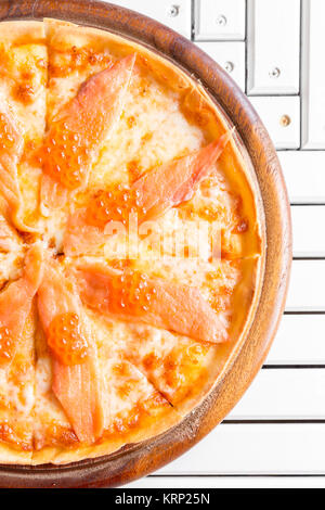 Geräucherter Lachs Pizza Stockfoto