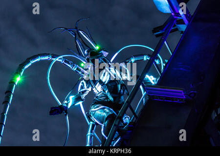 Arcadia auf dem Glastonbury Festival 2017. Bild: Alamy/Charlie Raven Stockfoto