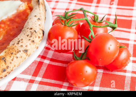 Echte italienische Pizza Stockfoto