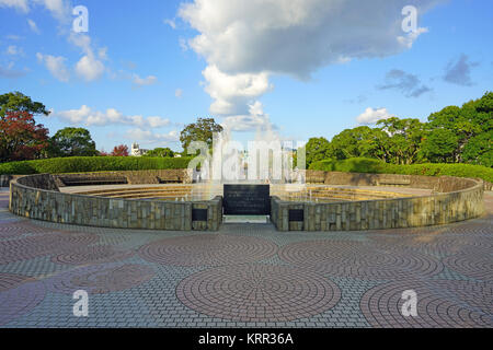 Ansicht der Nagasaki Peace Park in Nagasaki, Japan im Herbst entfernt Stockfoto