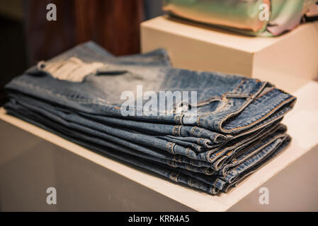 Jeans in Store Stockfoto