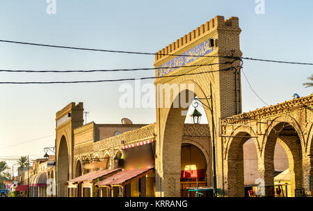 Gebäude in der Medina von Tozeur, Tunesien. Nordafrika Stockfoto