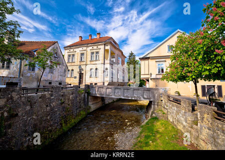 Stadt von Samobor Creek und alter Architektur Stockfoto