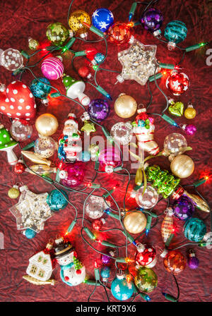 Bunte Weihnachten Deko für den Weihnachtsbaum Stockfoto