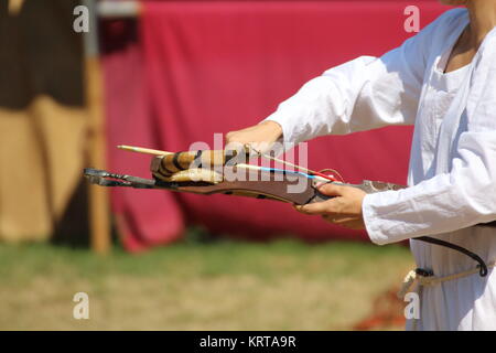 mittelalterliche hölzerne Armbrust in exibition Stockfoto