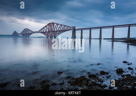 Forth-Brücken in Edinburgh, Schottland Stockfoto