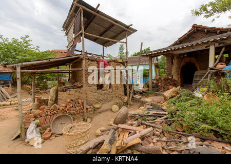 Thanh Ha Traditionelle Töpferei Dorf, in der Nähe von Hoi An Altstadt, Vietnam. Hoi An ist eine berühmte touristische Ziel in der Welt und Vietnam Stockfoto