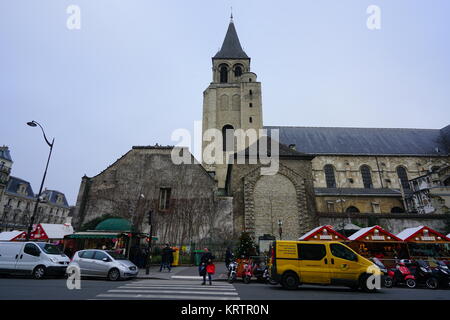 Iew von Abbaye Saint-Germain-des-Pres Abtei, eine romanische Benediktinerabtei mittelalterliche Kirche befindet sich auf dem linken Ufer in Paris. Stockfoto