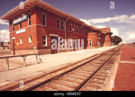 Santa Fe Railroad Dodge City Bahnhof im Juni 1974 Stockfoto